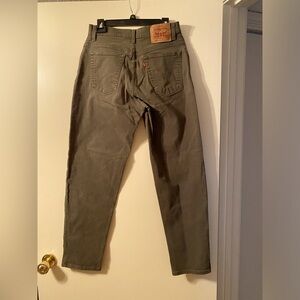 Levi’s 550 tapered relaxed cut Jean